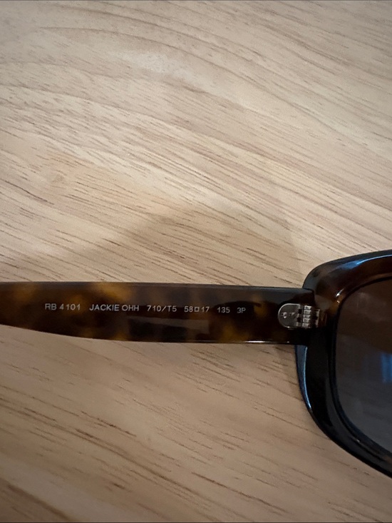 Ray-Ban Tortoiseshell Brown Oversized Cat-Eye Sunglasses